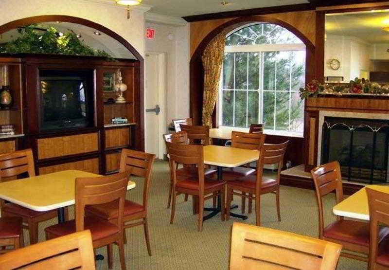 Fairfield Inn&Suites Butler Restaurant foto